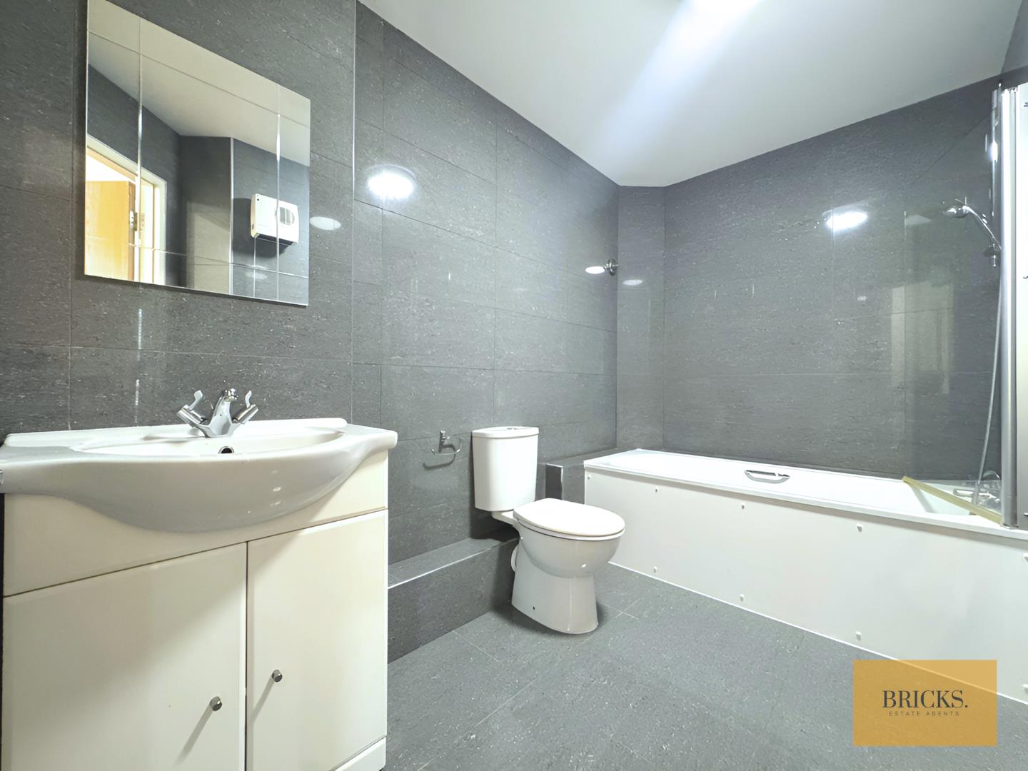 xpMgLKG16kiWWONs5YomOg